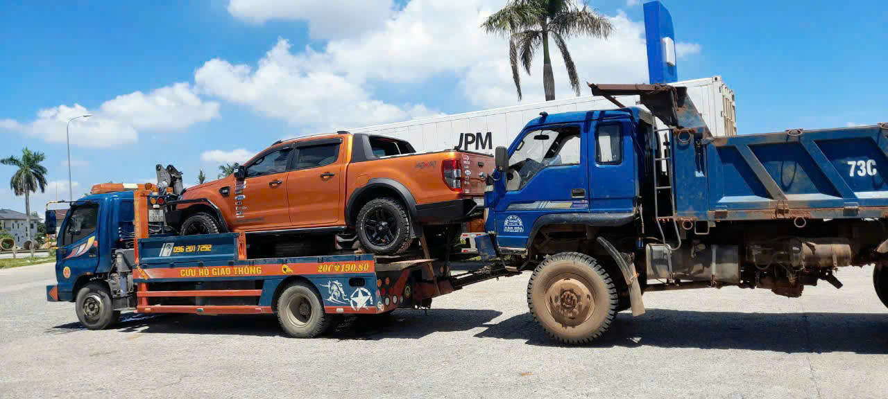 Gọi xe cứu hộ gần nhất Quốc lộ 26 - xe cẩu kéo cứu hộ Lê Ngọc